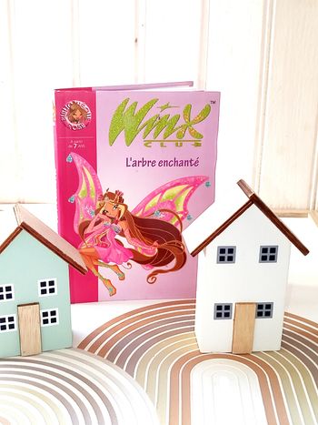 📚 Bibliothèque Rose Winx Club L'arbre enchanté