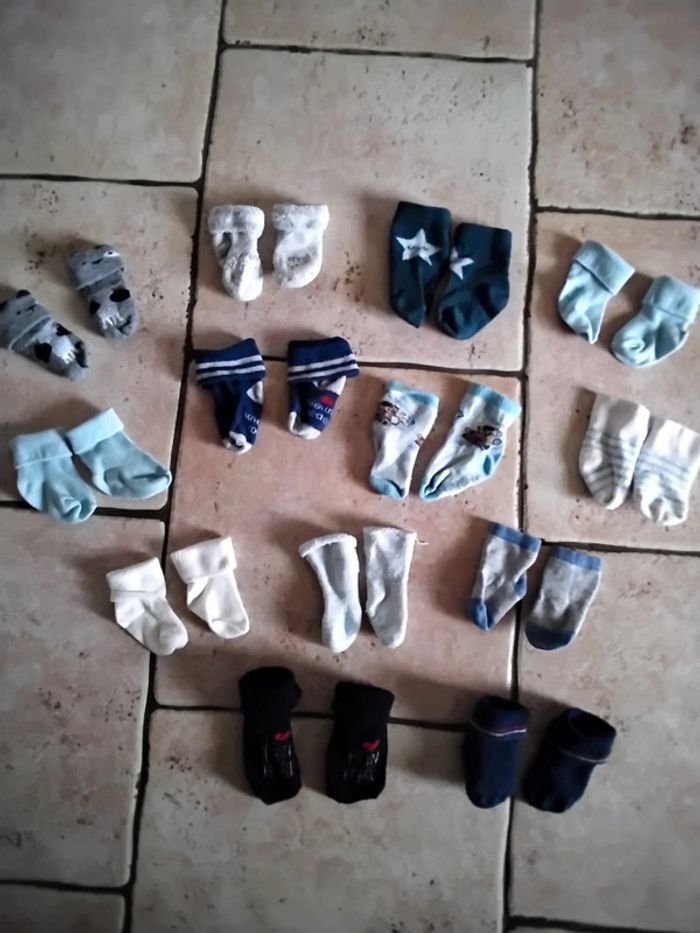 Lot de 13 paires de chaussettes pointure 12/14