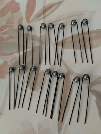 Lot de 16 barrettes avec perles pour chignon