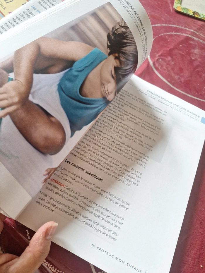 Livre guide je protege mon enfant - photo numéro 7