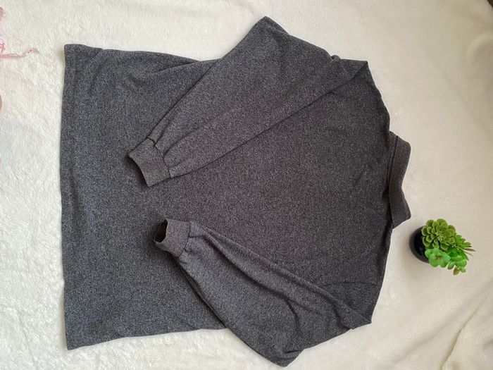 Polo manches longues Lacoste XXL très bon état - photo numéro 2