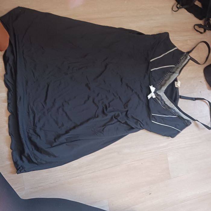 Jolie noisette noire et blanche