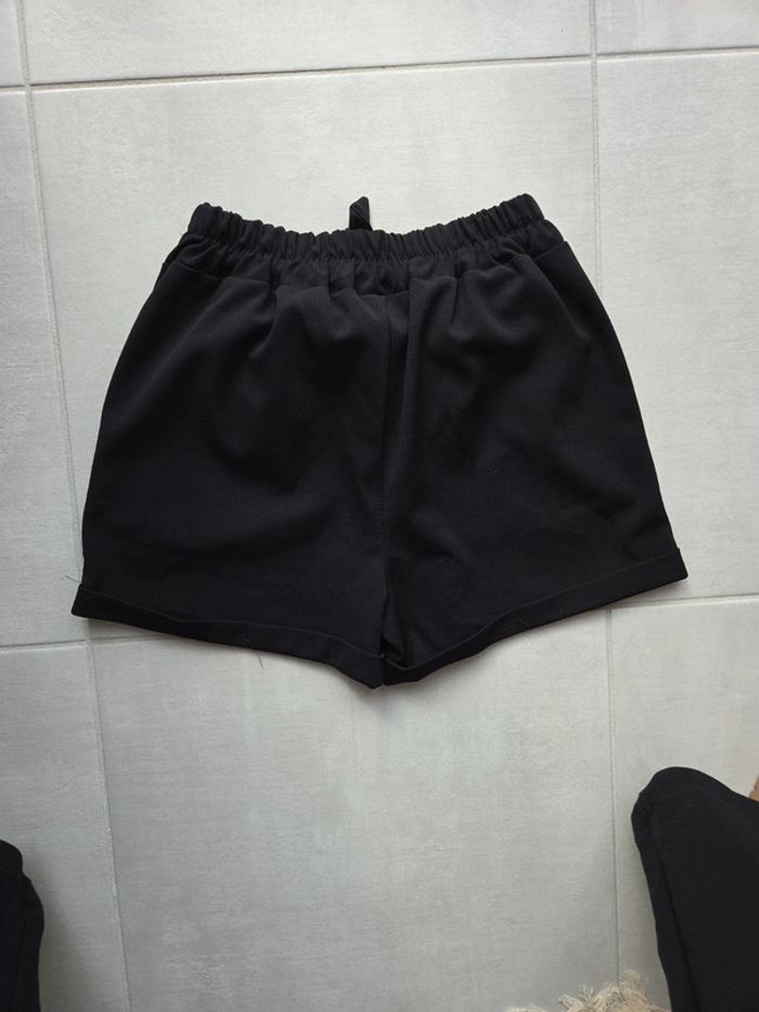 Short femme - photo numéro 2