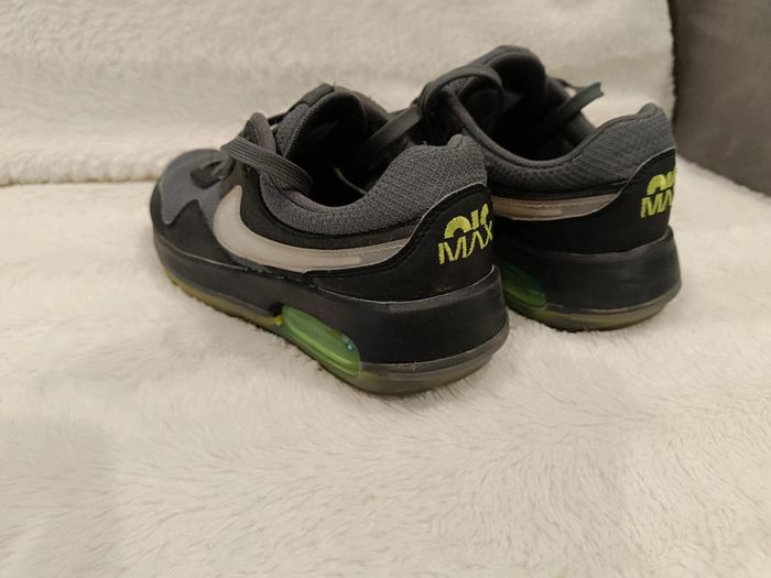 Baskets Air Max taille 36 - photo numéro 2