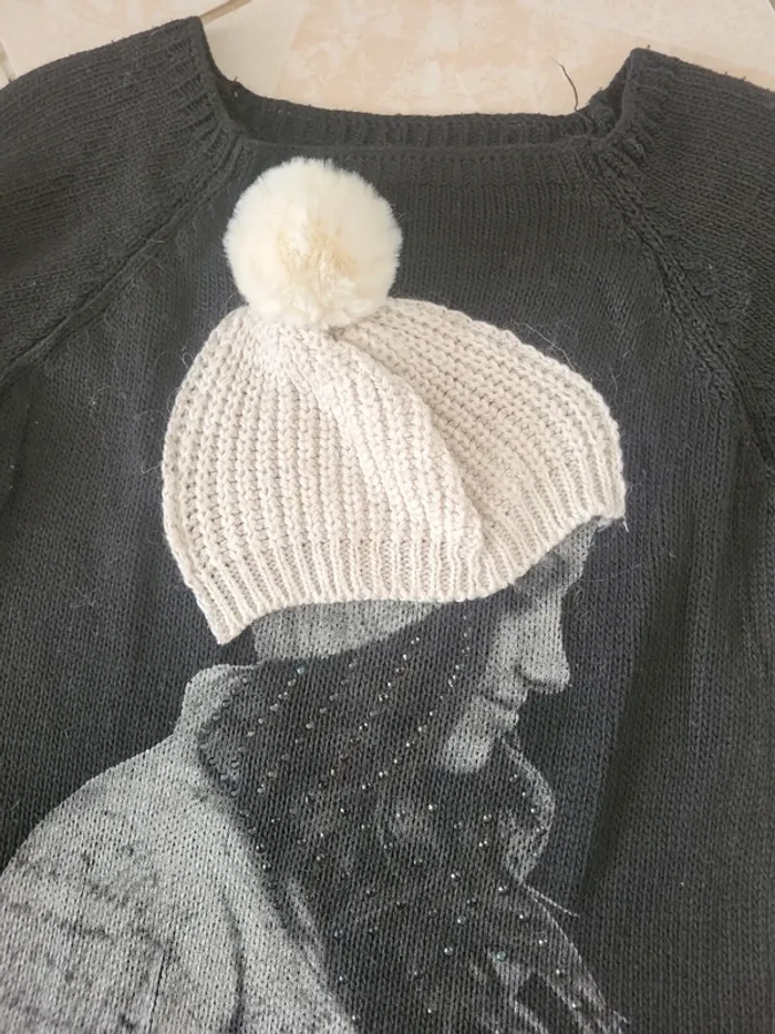 Joli pull taille M - photo numéro 2