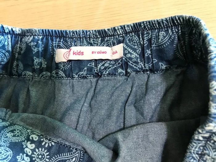 Jupe courte patineuse - photo numéro 2