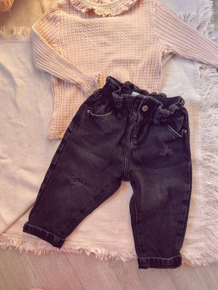 Ensemble jean noir Zara et teeshirt Kiabi rose 18 mois - photo numéro 3