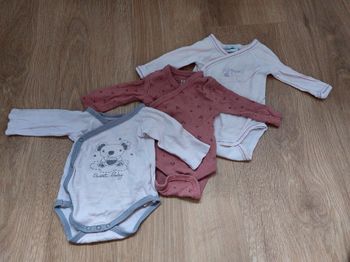 Lot 3 bodies 1 mois 