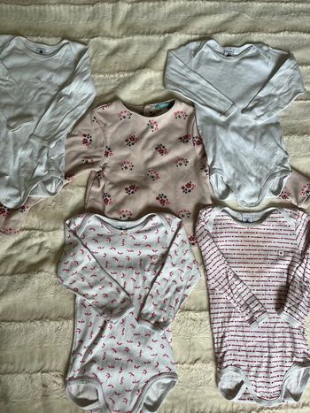 Lot vêtements tachés