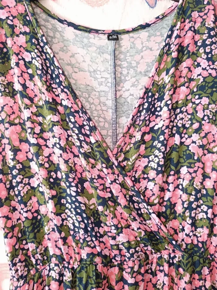 Robe légère motif fleur taille S.M - photo numéro 3
