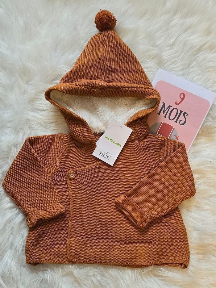 NEUF (non porté) 🏷😍🤩🤎superbe gilet 9 mois garçon 🤎🤩😍