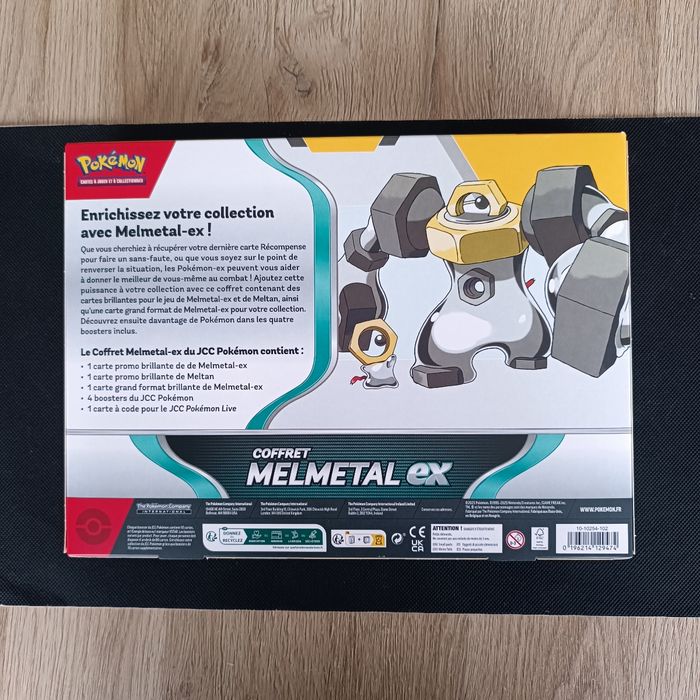 Coffret Pokémon Melmetal EX - Exclusivité enseigne - photo numéro 2