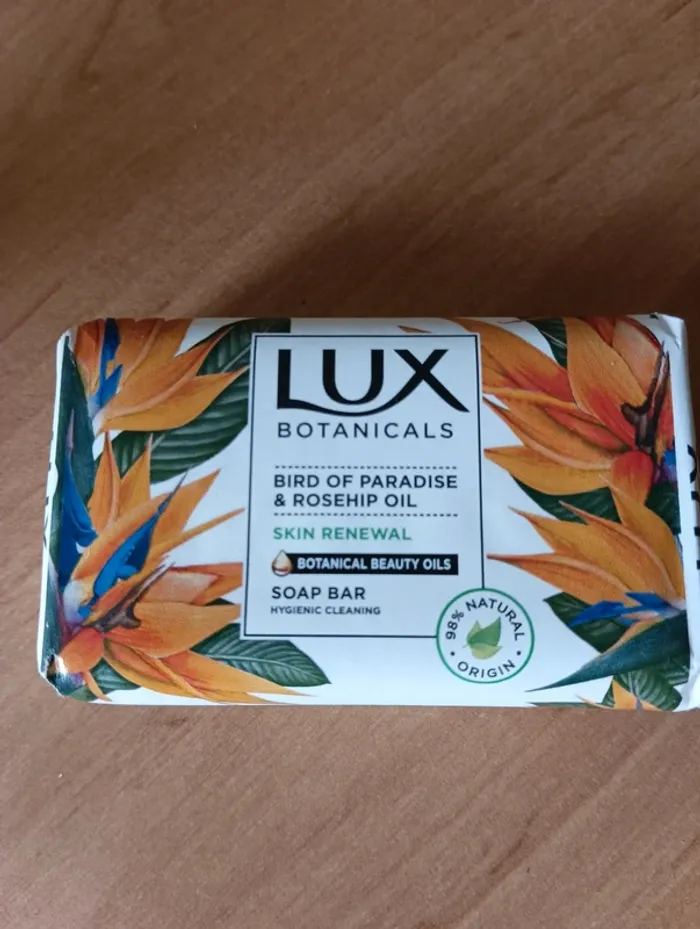 Grand gel douche 500 ml + savon Lux - photo numéro 4