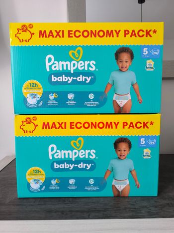 Couches Pampers Baby-Dry taille 5 !