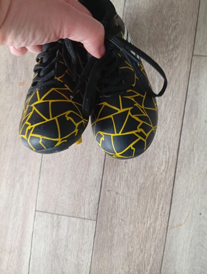 Crampons umbro - photo numéro 2