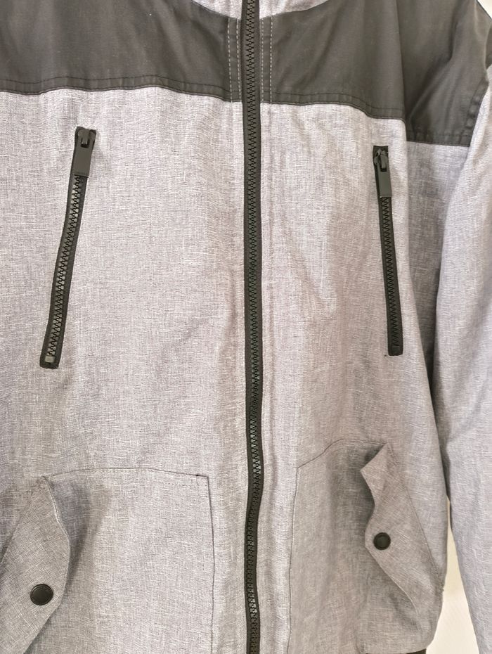 Blouson déperlant zippé à capuche homme taille 38 - photo numéro 2