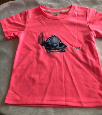 Tee shirt respirant neuf 4/5 ans