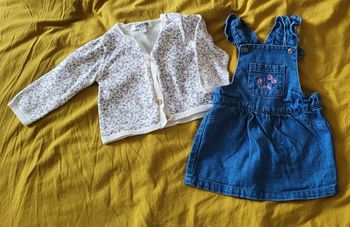 Ensemble gilet et salopette robe