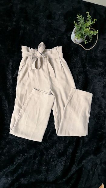 Pantalon stradivarius beige