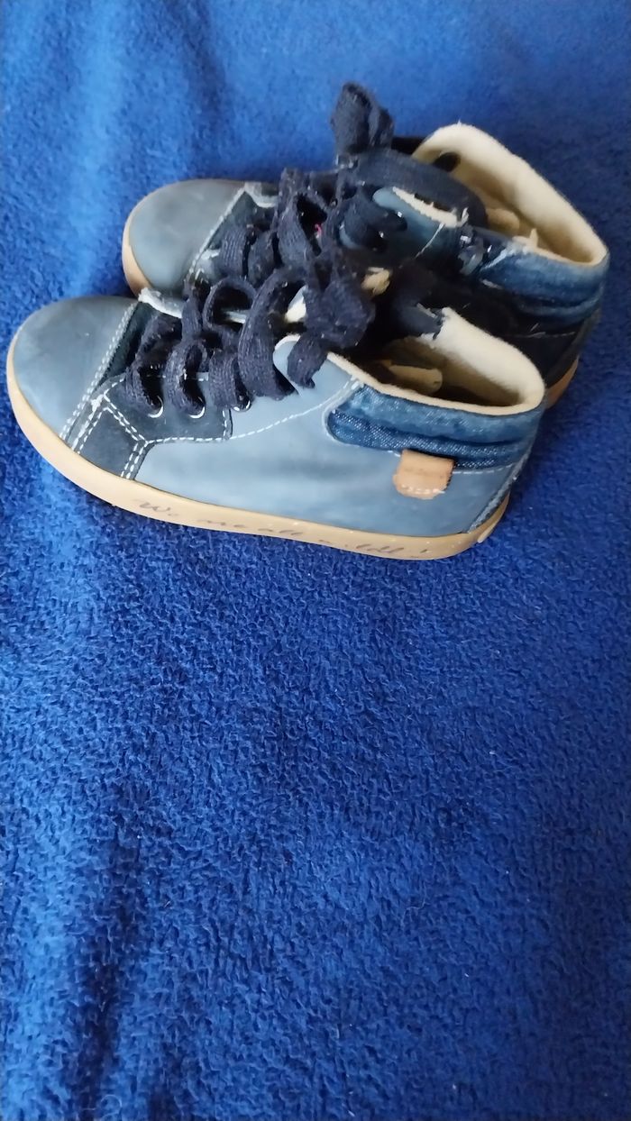 4 paires de chaussures garçon en 26 - photo numéro 6
