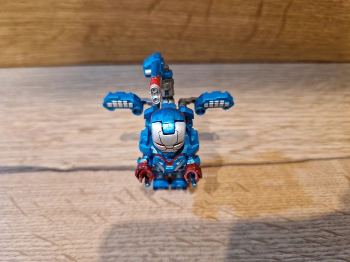 Figurine type lego War machine Marvel - photo numéro 5