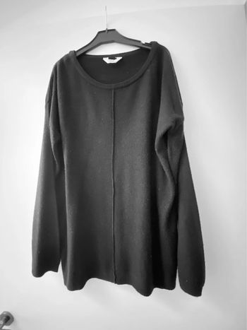 Pull noir 38