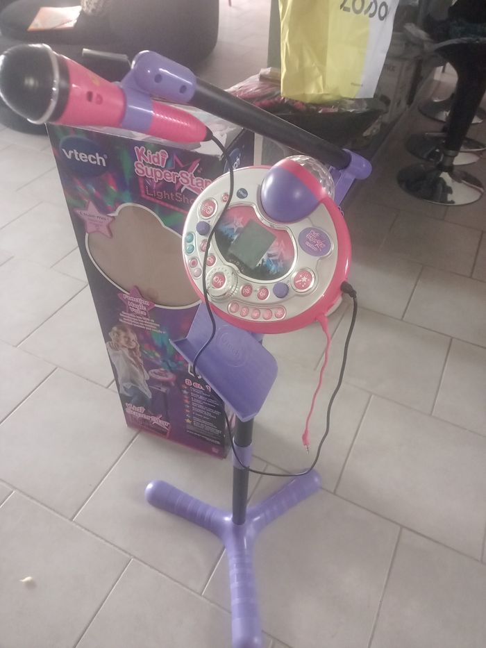 Micro Kidi superstar - photo numéro 2