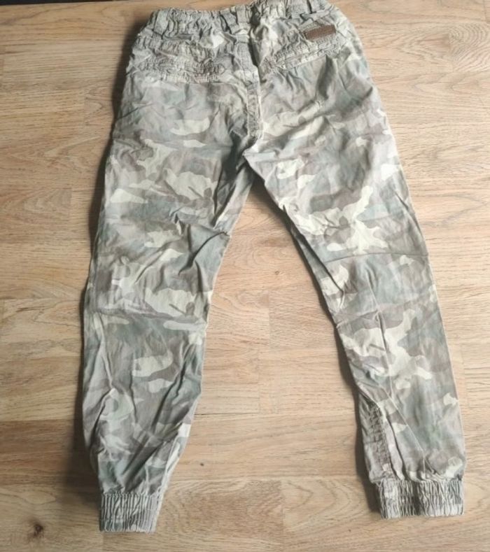 Pantalon camouflage Zara 4/5 ans - photo numéro 2