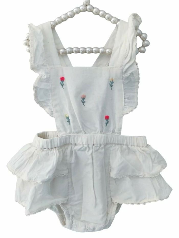 9 mois bébé fille combishort été