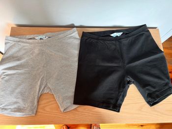 Lot de 2 shorts Primark gris et noir taille M