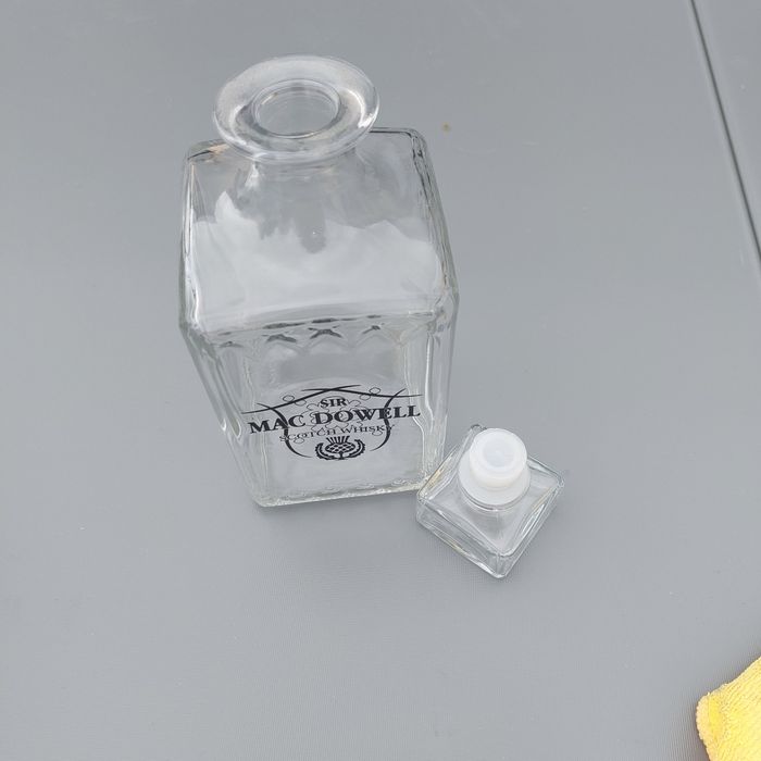 Carafe à whisky - photo numéro 2