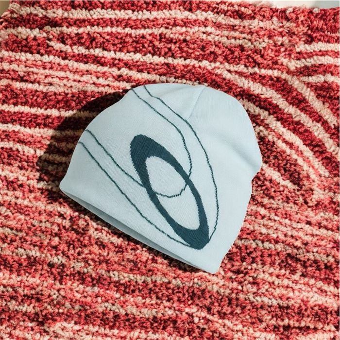 Bonnet Oakley Ellipse Sky Blue édition limitée