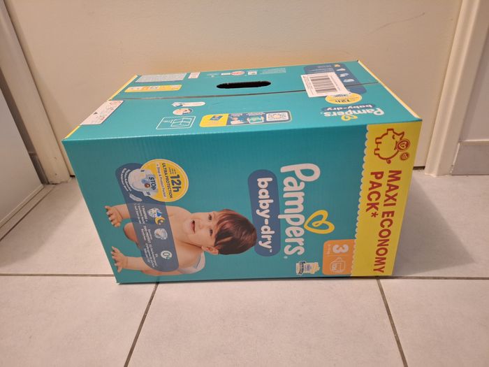 136 Pampers baby dry taille 3