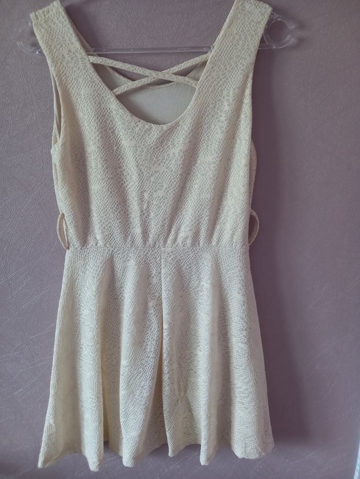 Robe beige - photo numéro 2