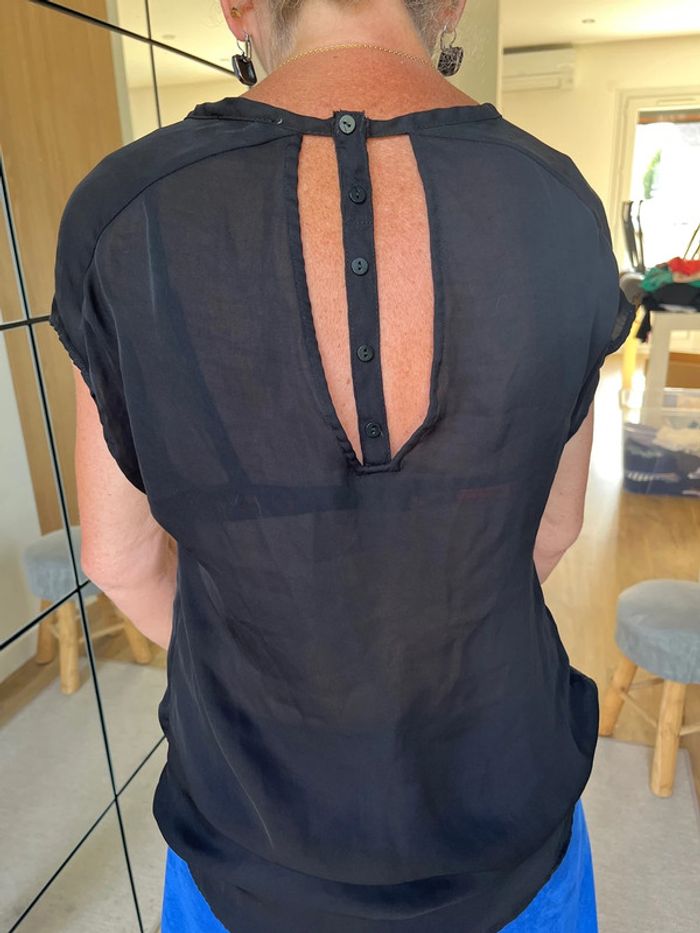 Top fluide noir transparent marque bershka - photo numéro 4