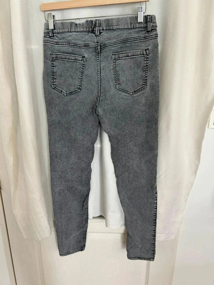 Pantalon gris - photo numéro 3