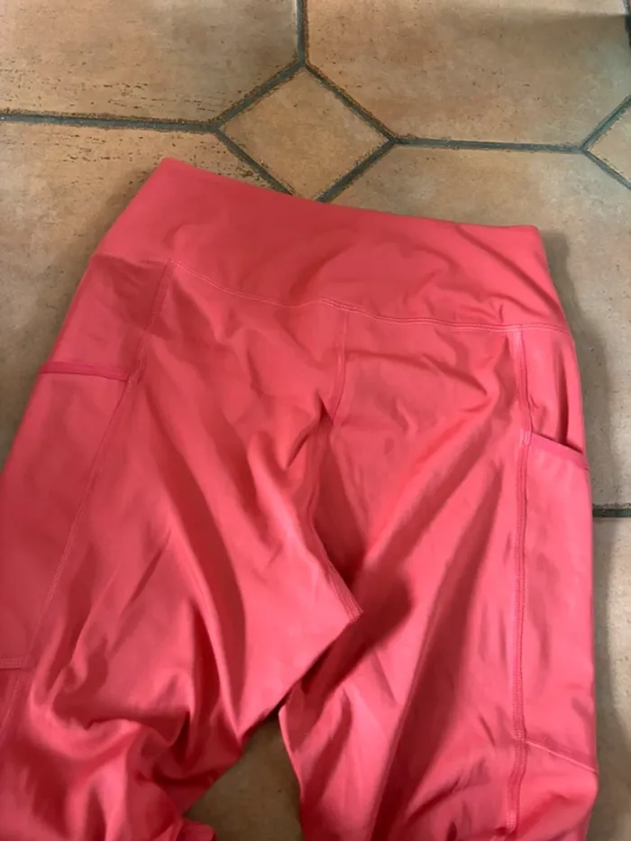 Legging gymshark rouge corail - photo numéro 3