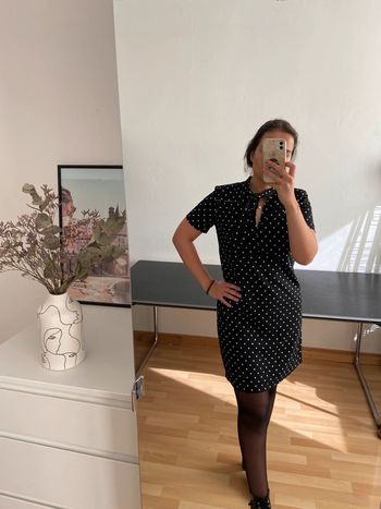 Robe droite à pois / Taille 40