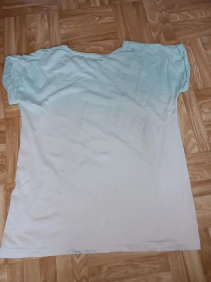 T-shirt fille Kiabi taille 12 ans en bon état - photo numéro 4