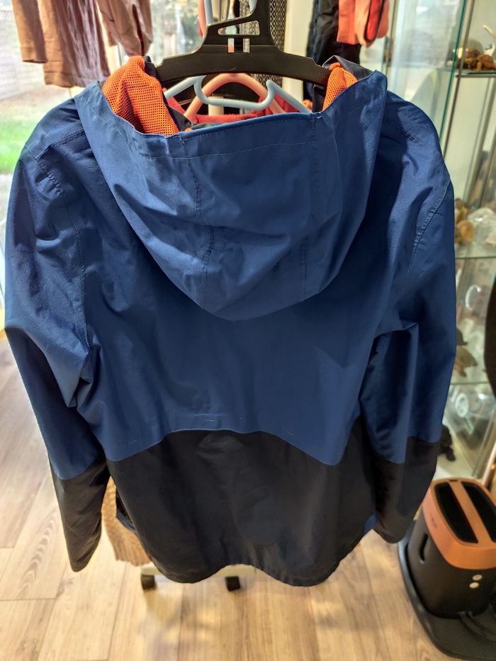 Veste   Decathlon garçon 
taille 14/15 ans - photo numéro 2