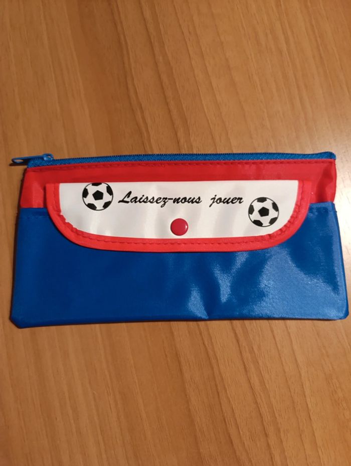 Trousse FFF - Euro 2000 équipe de France - photo numéro 3