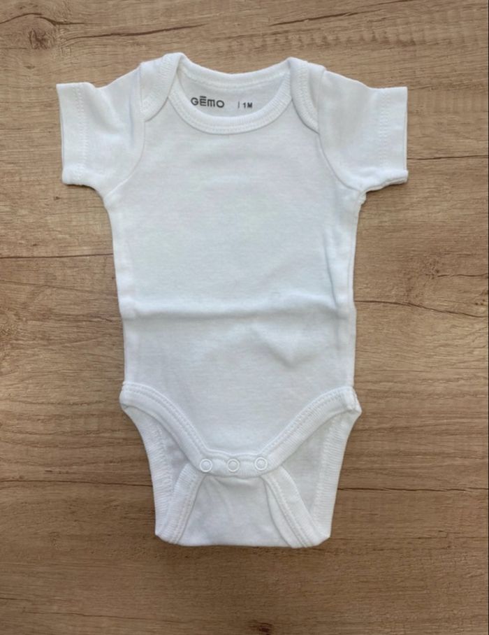 Bodies - photo numéro 2