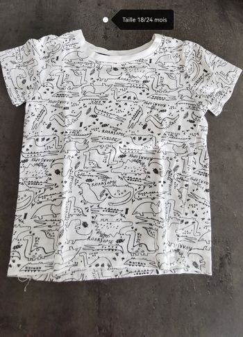 Tee shirt taille 18 mois