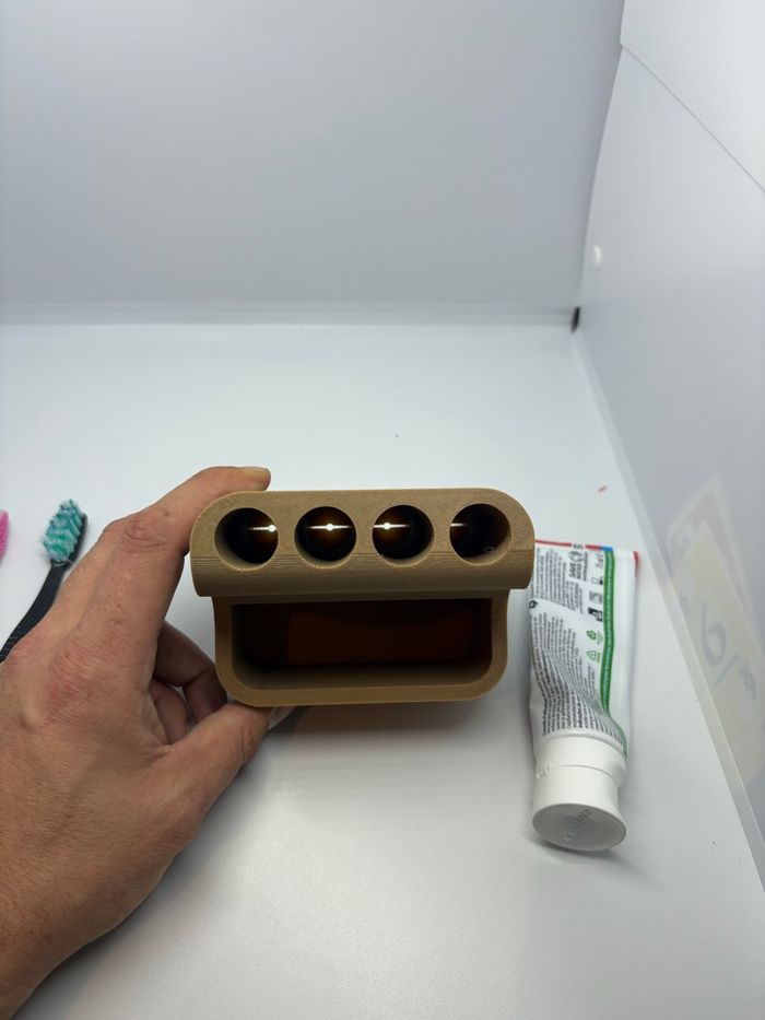 Porte brosse à dent finition bois - photo numéro 3