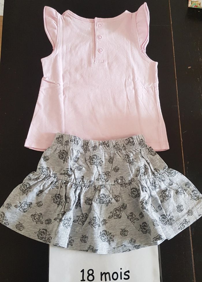 Ensemble t-shirt et jupe Minnie Disney 18 mois - photo numéro 2