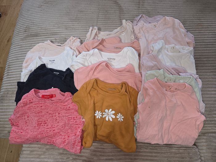 Lot de hauts bébé filles
