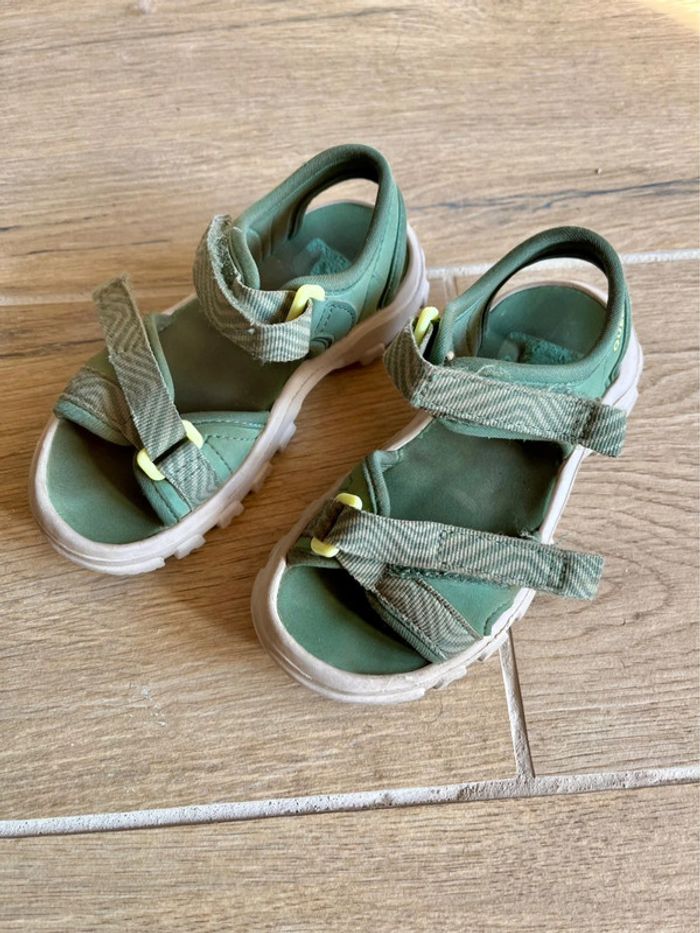 Sandales Quechua mixtes taille 26/27