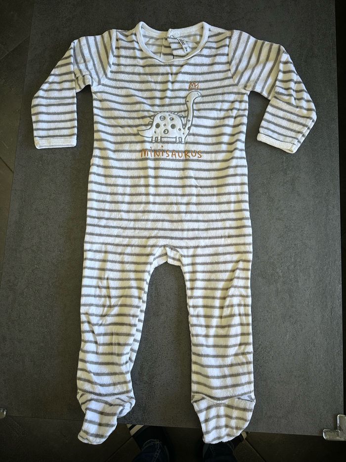 Pyjama 24 mois - photo numéro 2