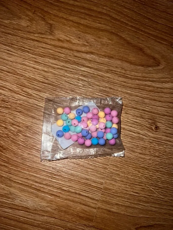 50 perles acryliques 8mm