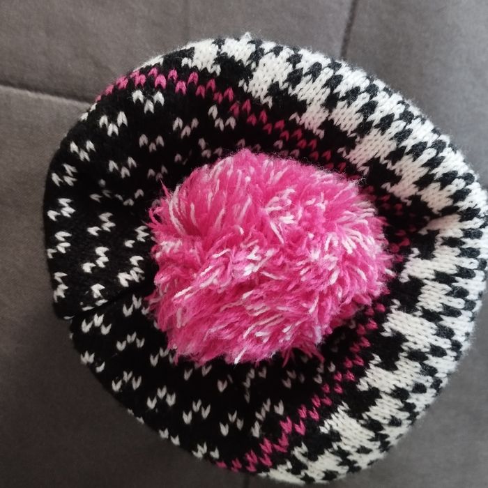 Chapeau chaud à pompon - photo numéro 4